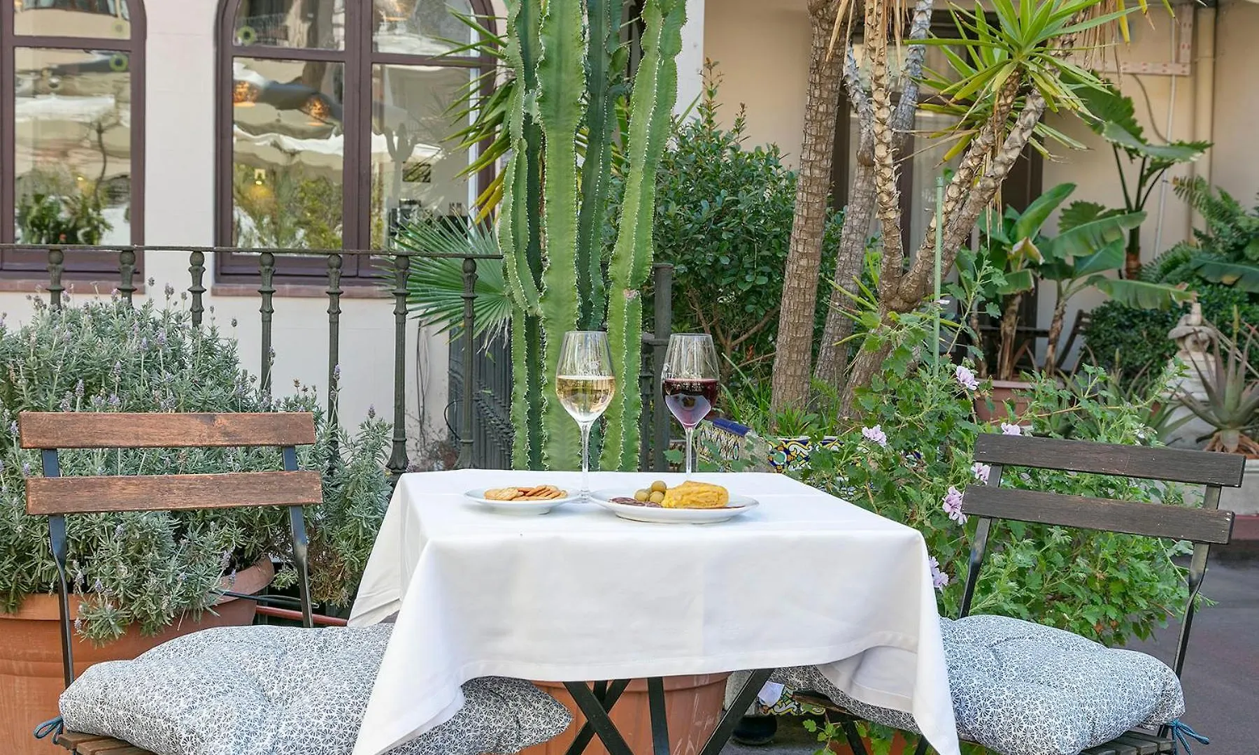 Mihlton Barcelona Boutique B&B (Adults Only)