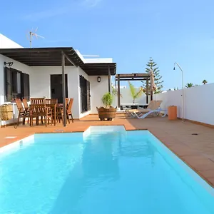 villas-superior-chillout-san-blas.in-canary-islands.com/